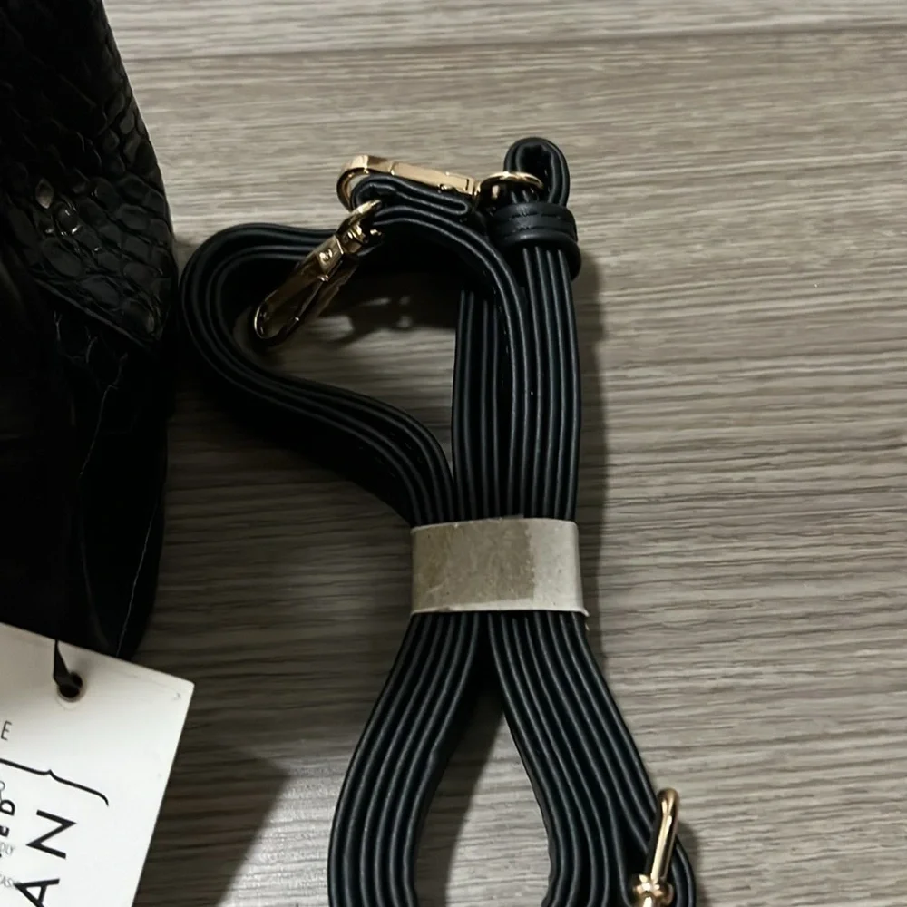 AOTA Elegant Black Vegan Leather Bag - Picture 11 of 12